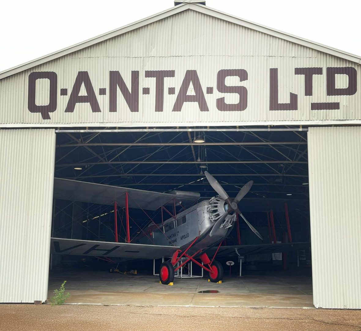 Das Qantas Founders Museum zeigt historische Flugzeuge, von denen einige auch virtuell als Augmented Reality-Modell erkundet werden können.